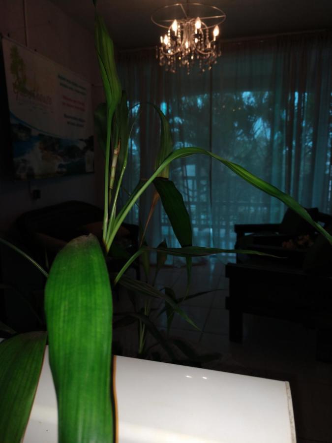 Pousada Guesthouse Kazapraia ปอนตัล โด ปารานา ภายนอก รูปภาพ