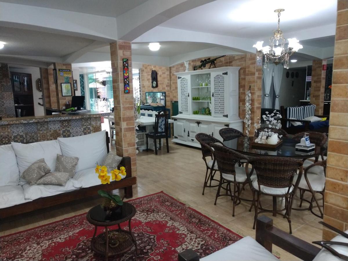 Pousada Guesthouse Kazapraia ปอนตัล โด ปารานา ภายนอก รูปภาพ