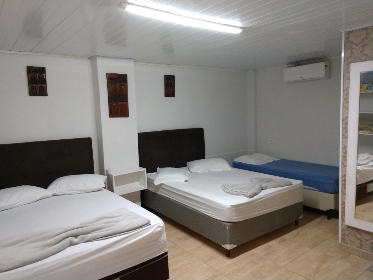 Pousada Guesthouse Kazapraia ปอนตัล โด ปารานา ภายนอก รูปภาพ